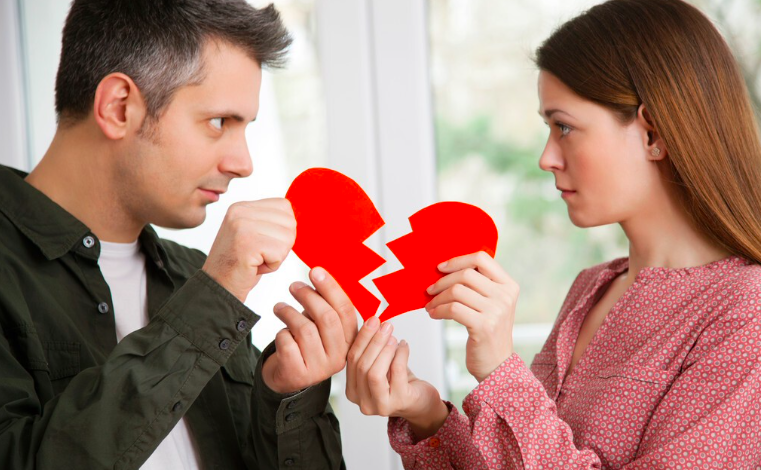 遵义离婚如何申请财产保全冻结对方账户